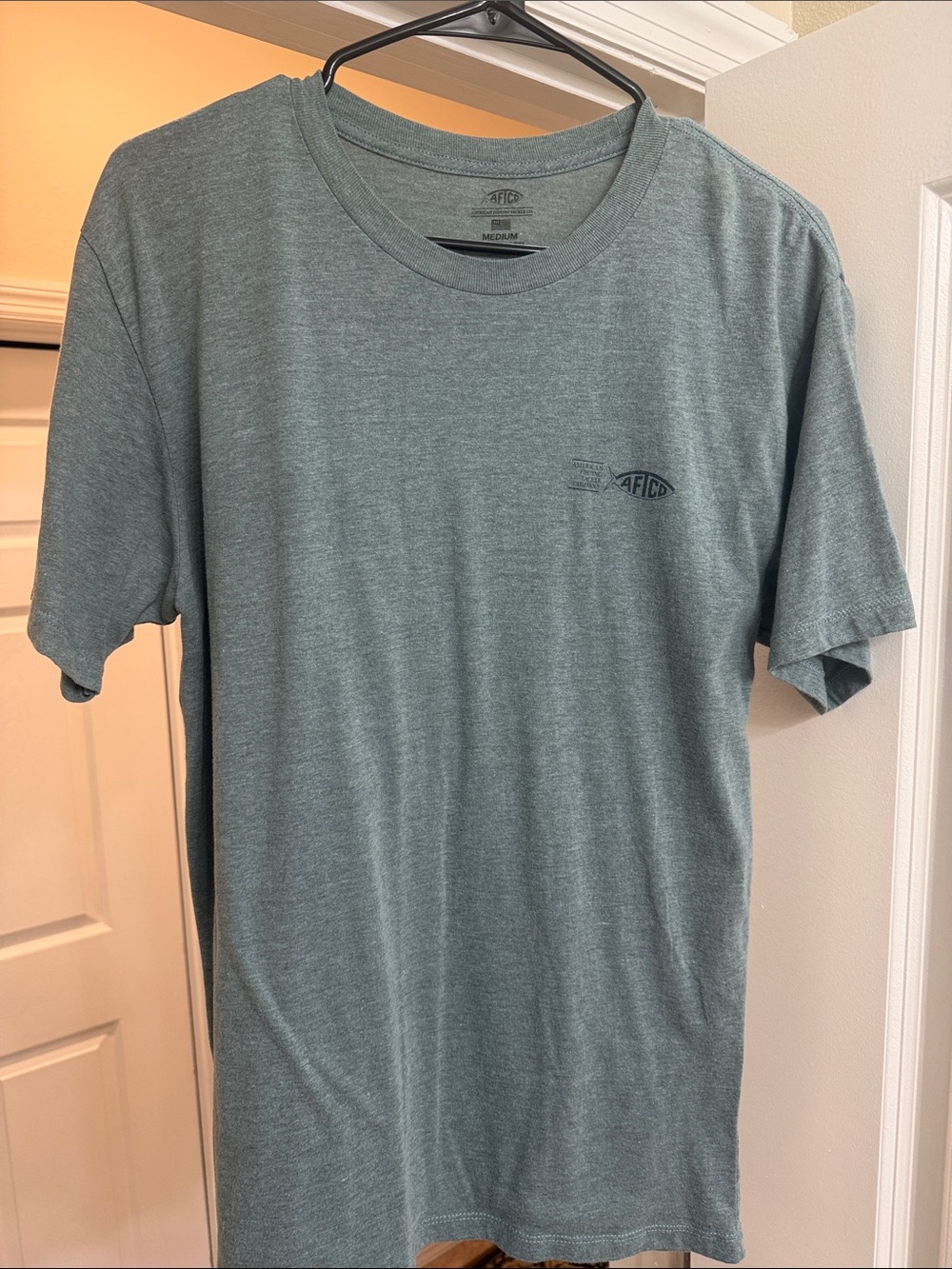 Men's AFTCO Fishing crew neck t shirt